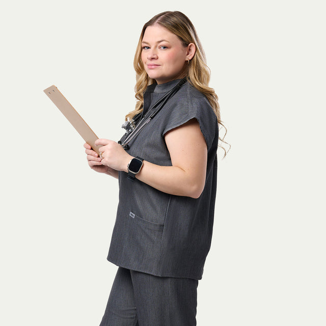 Lindsey 2-Pocket Mandarin Collar Scrub Top