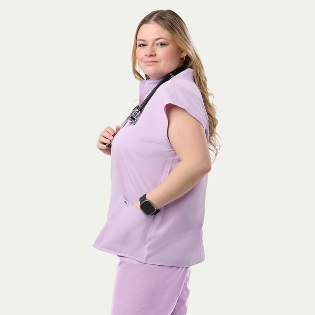 Lindsey 2-Pocket Mandarin Collar Scrub Top