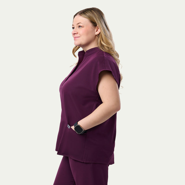Lindsey 2-Pocket Mandarin Collar Scrub Top