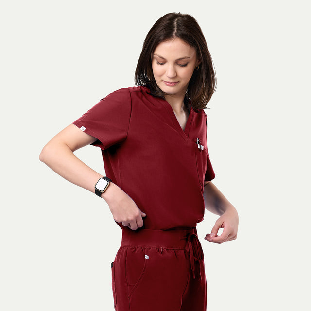 Sophia 2-Pocket V-Neck Scrub Top