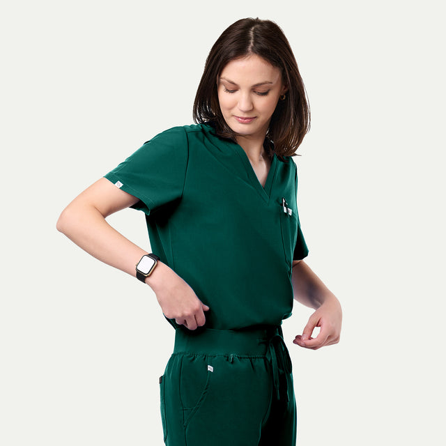 Sophia 2-Pocket V-Neck Scrub Top
