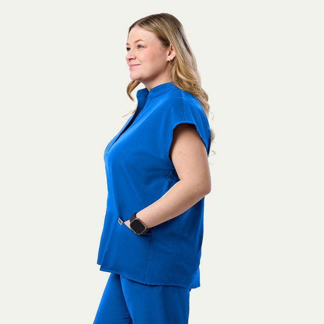 Lindsey 2-Pocket Mandarin Collar Scrub Top
